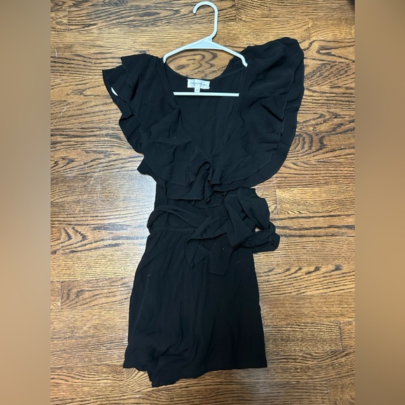 Privacy Please Rachel Romper in Black - XSmall - Picture 4 of 5